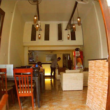 B52 Hostel Phnom Pen Exterior foto