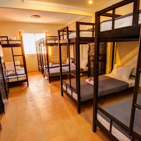 B52 Hostel Phnom Pen Exterior foto
